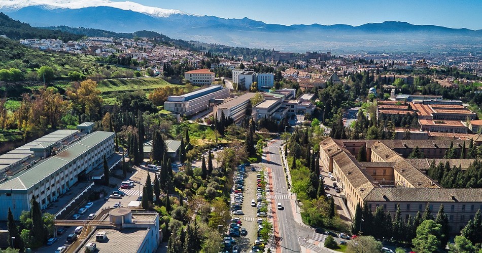 Đại học Granada