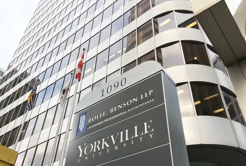 Đại Học Ở Toronto